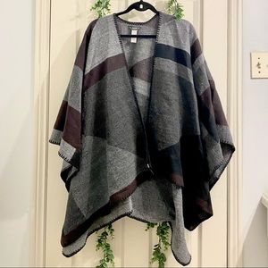 Roots wrap sweater